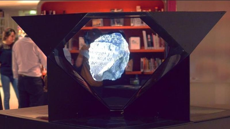 Focus: Un hologramme à 360°